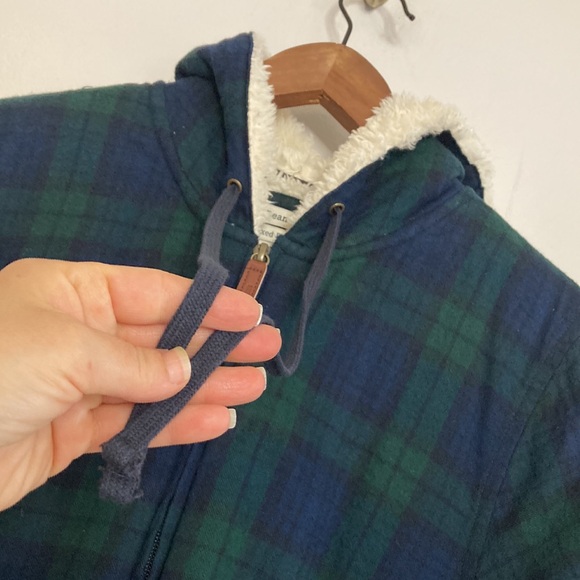 LL Bean Hoodie Womens Small Blue Scotch Plaid Flannel Sherpa Fleece Zip Shacket - Picture 5 of 16